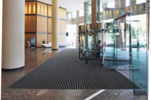 Meishuo entrance mat in action